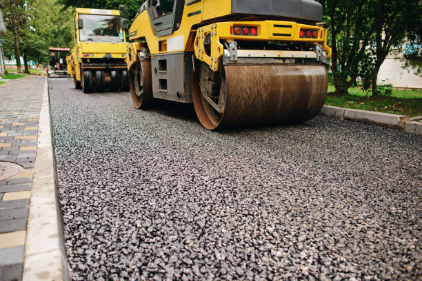 Reasons to Select Us for Your Driveway Paving Requirements in Monmouth, IL